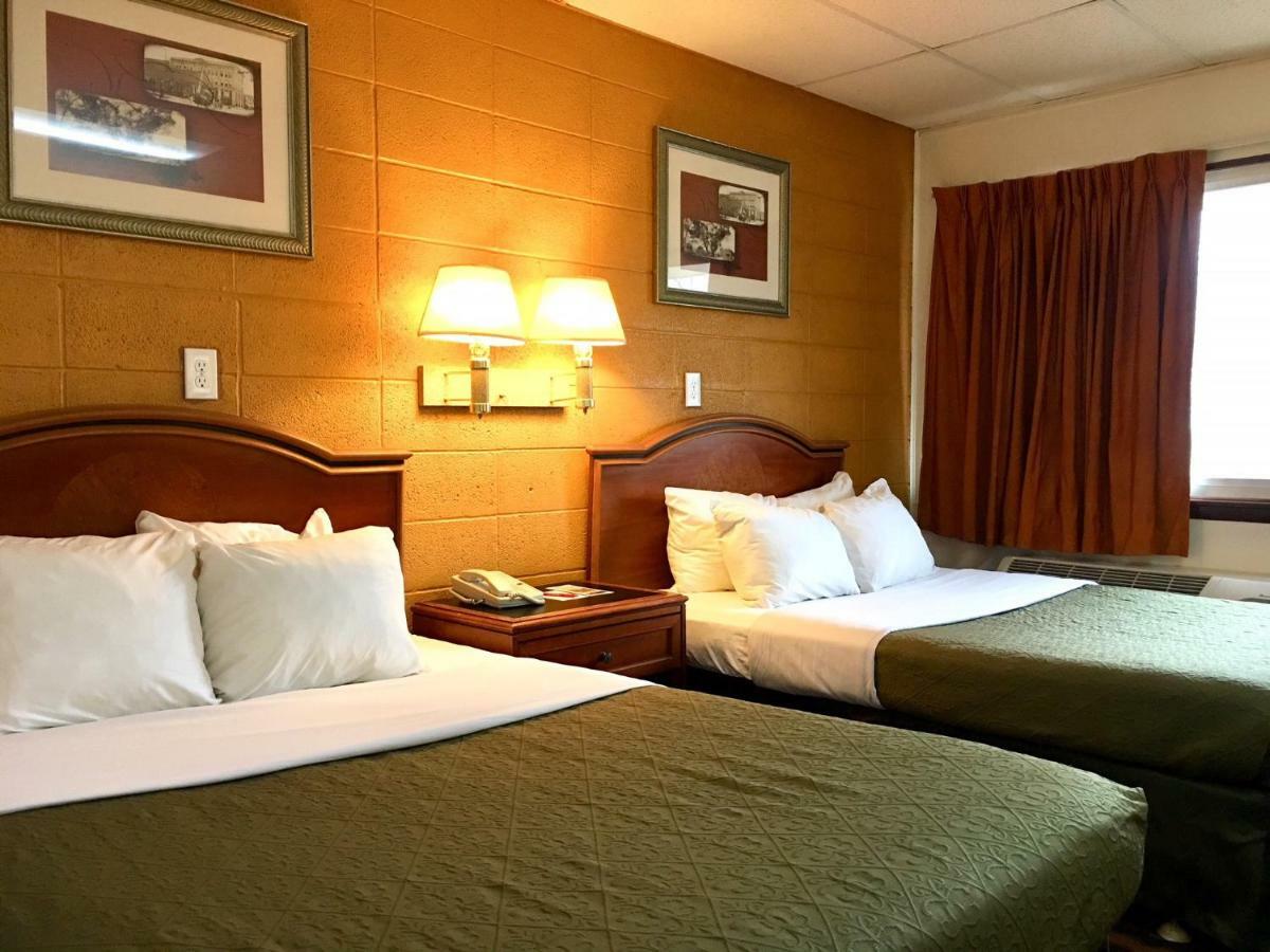 Red Carpet Duncannon Motel 2*